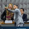 Senador viraliza ao pedir selfie com Virginia Fonseca durante CPI das Bets