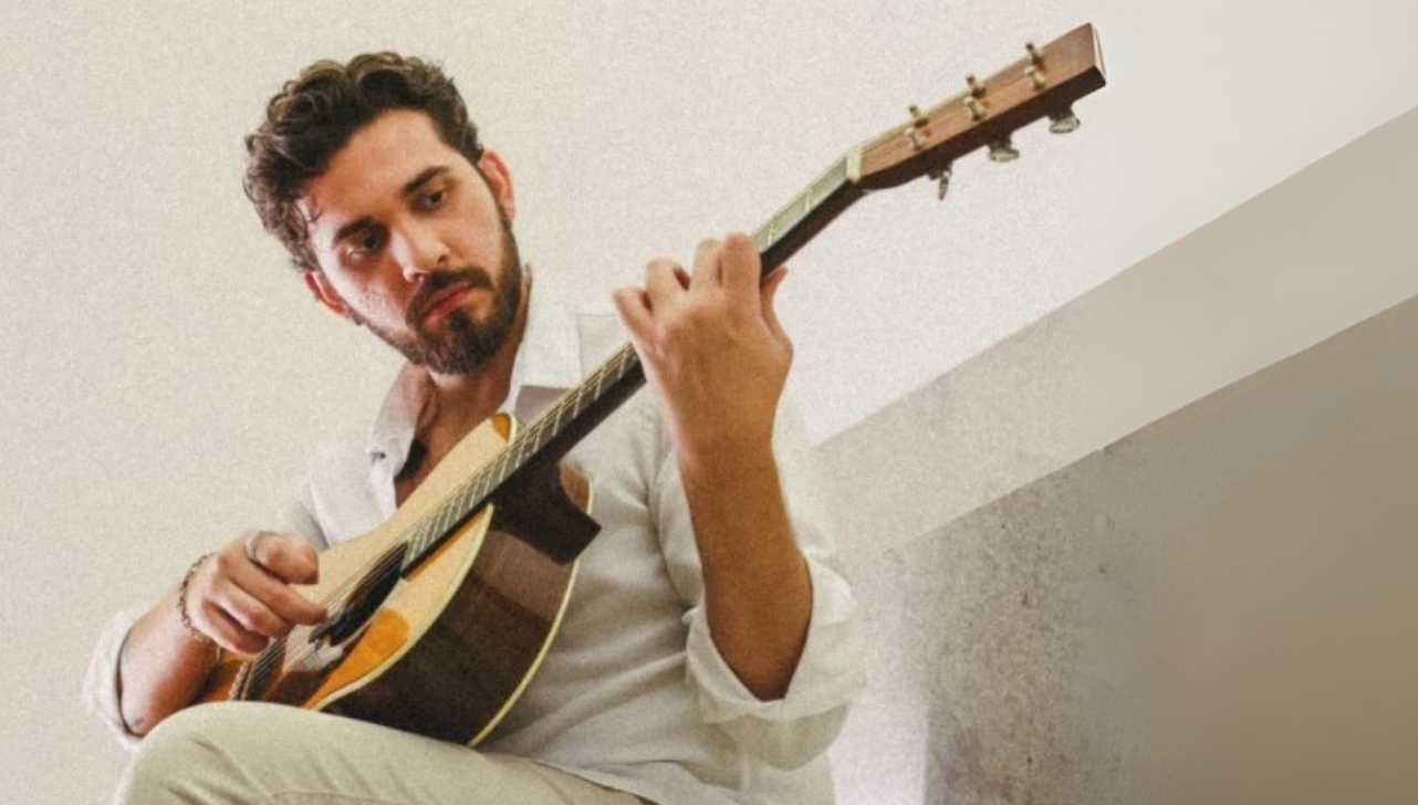 Gustavo Mioto revelou que irá proibir o uso de celulares