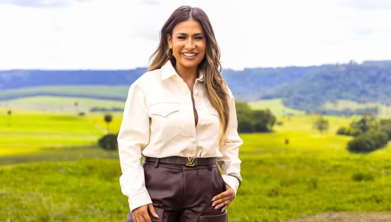 Simone Mendes emociona fãs ao falar sobre perda do pai