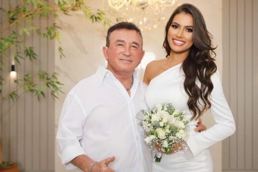 Amado Batista se casa no civil com Miss Mato Grosso