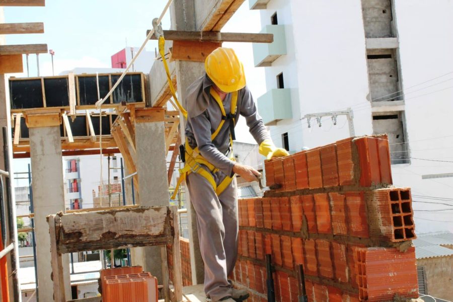 Empresa-de-construção-civil-abriu-vagas-para-grande-obra-em-muitas-funções-1536x1024